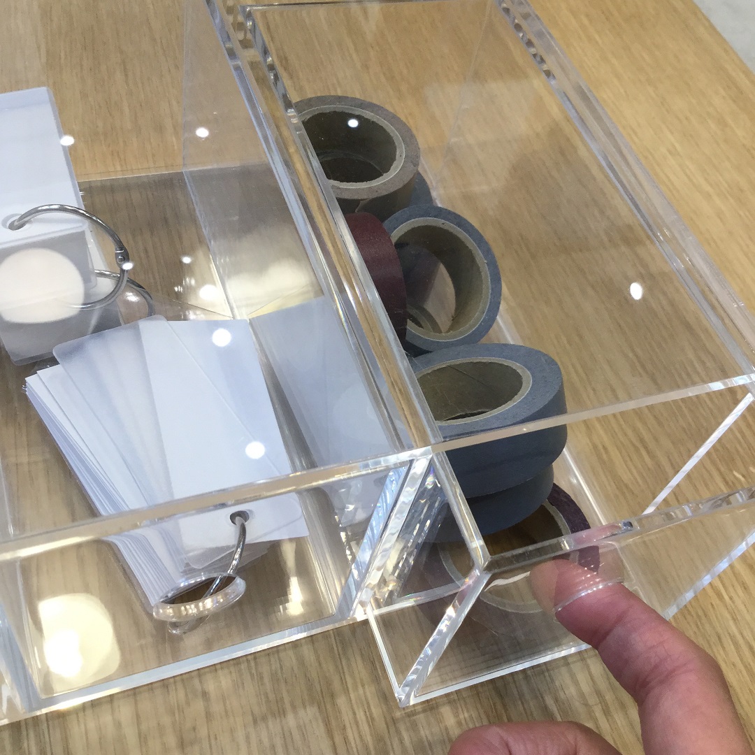 無印良品　アクリル製引き出し式小物収納 Amazon.co.jp: 無印良品 アクリル小物収納・6段 約幅8.7×奥行17