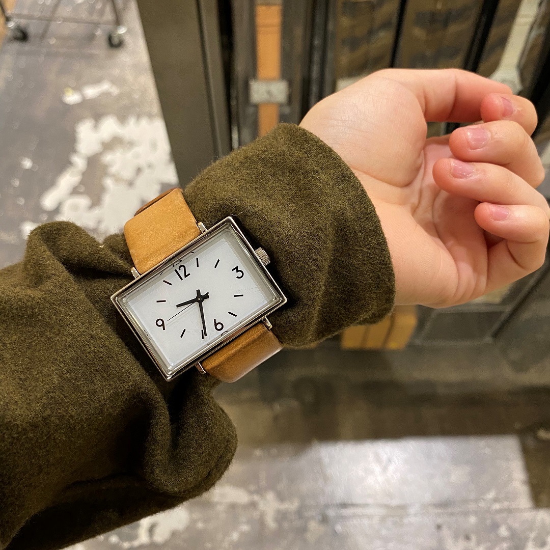 超可爱の 無印良品 腕時計 駅の時計 ヌメ革 MJ-SCW2