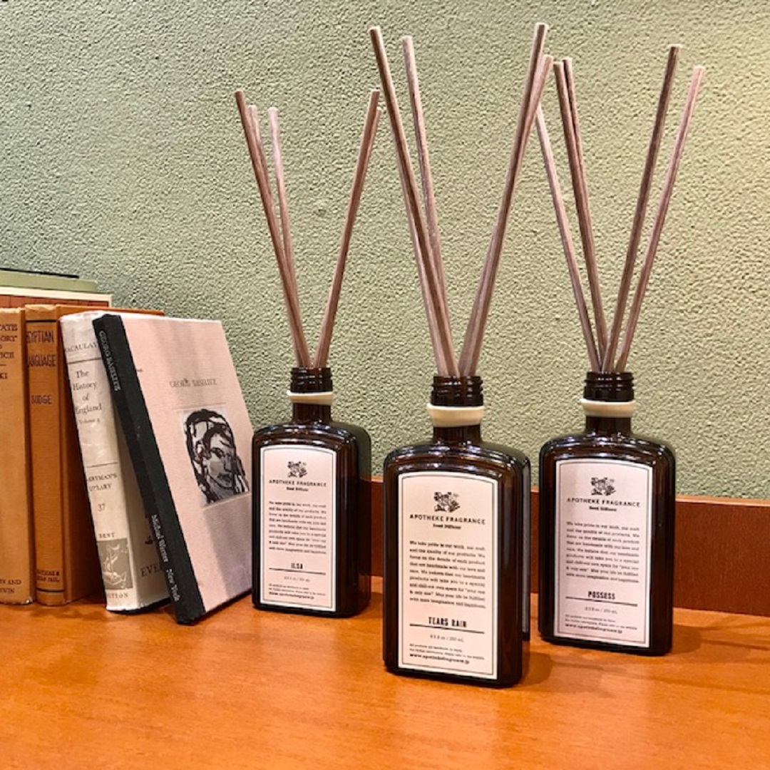 Yoshimi　アクメファニチャー アポテーケフレグランスオイルバーナー 楽天市場】【ポイント10倍】【アポテーケフレグランス