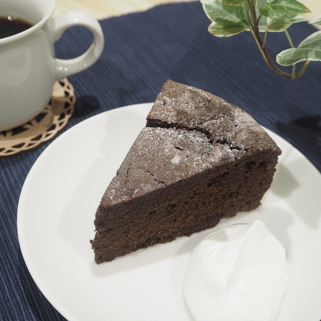 冬の楽しみ 濃厚なガトーショコラ Cafe Meal Muji 無印良品 京都山科
